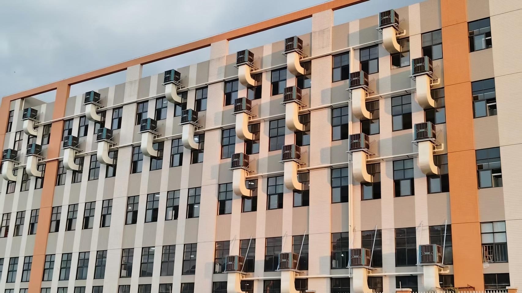 Wall-mounted Hantai evaporative air cooler project